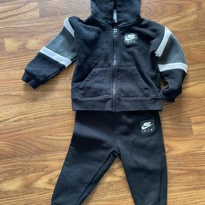 Nike outfit 2 piece